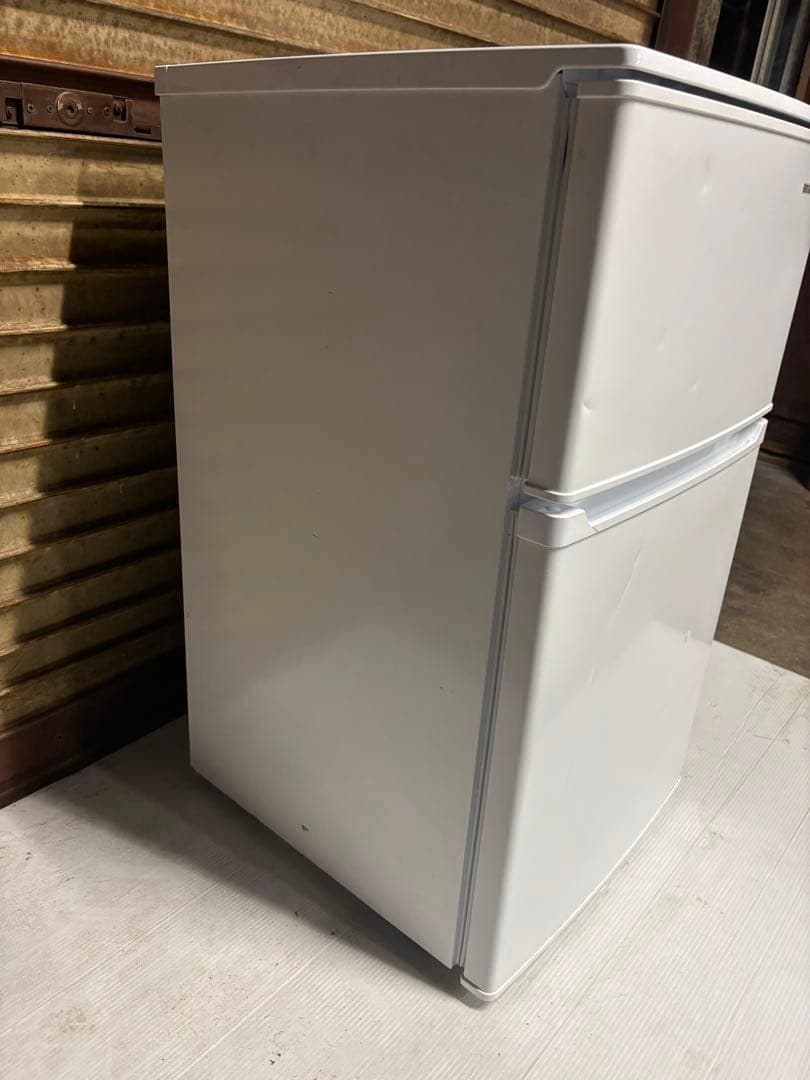 アイリスオーヤマ ノンフロン冷凍冷蔵庫 IRSD-9B-W 2020年製