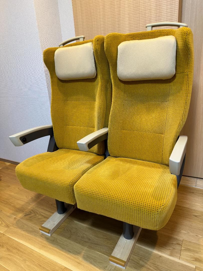 値下げ E6系秋田新幹線こまち 座席シート2人掛 - メルカリ