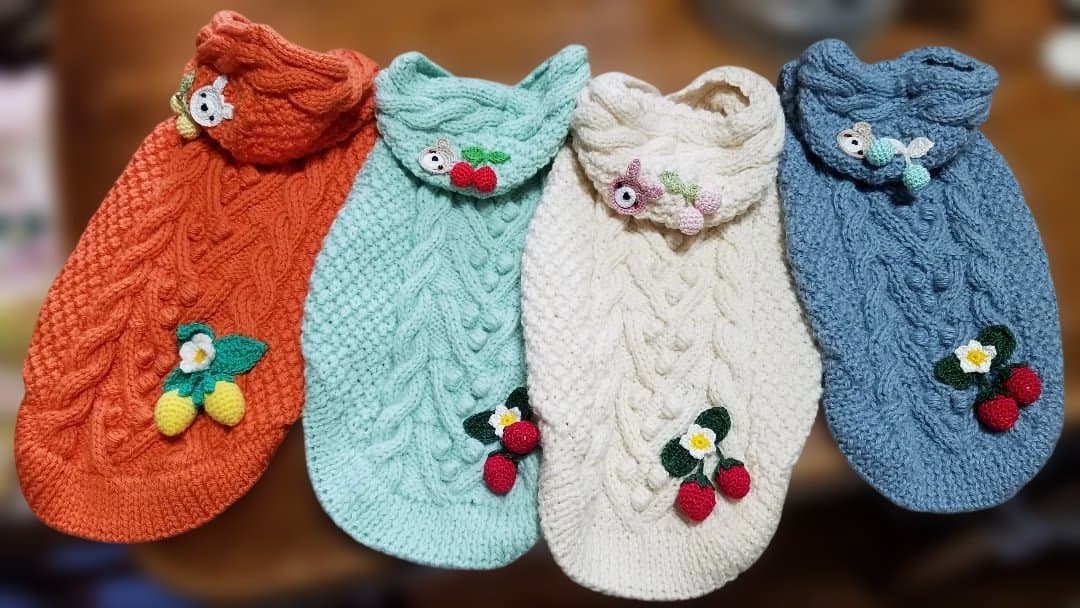 犬服♪手編み♪3名様オーダー受付終了致しましたm(__)m - メルカリ