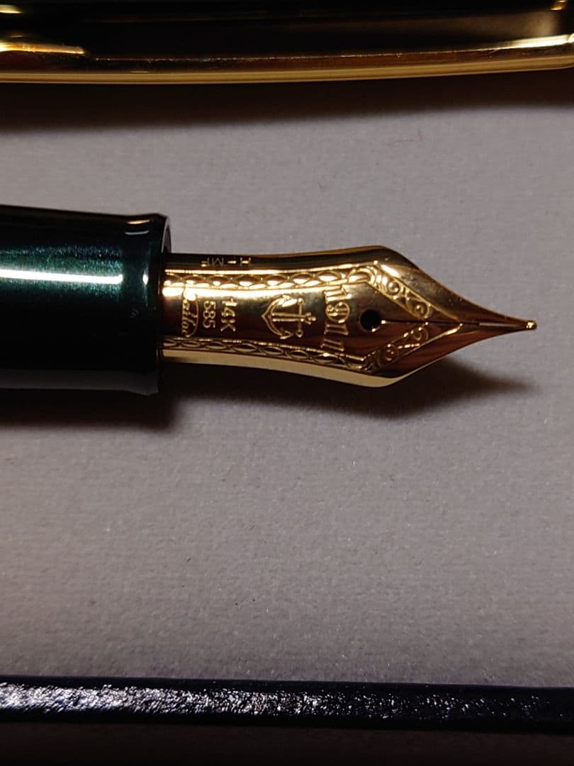 【最終値下げ】セーラー万年筆　四季織　雪月空葉　万葉　14k 　H-MF