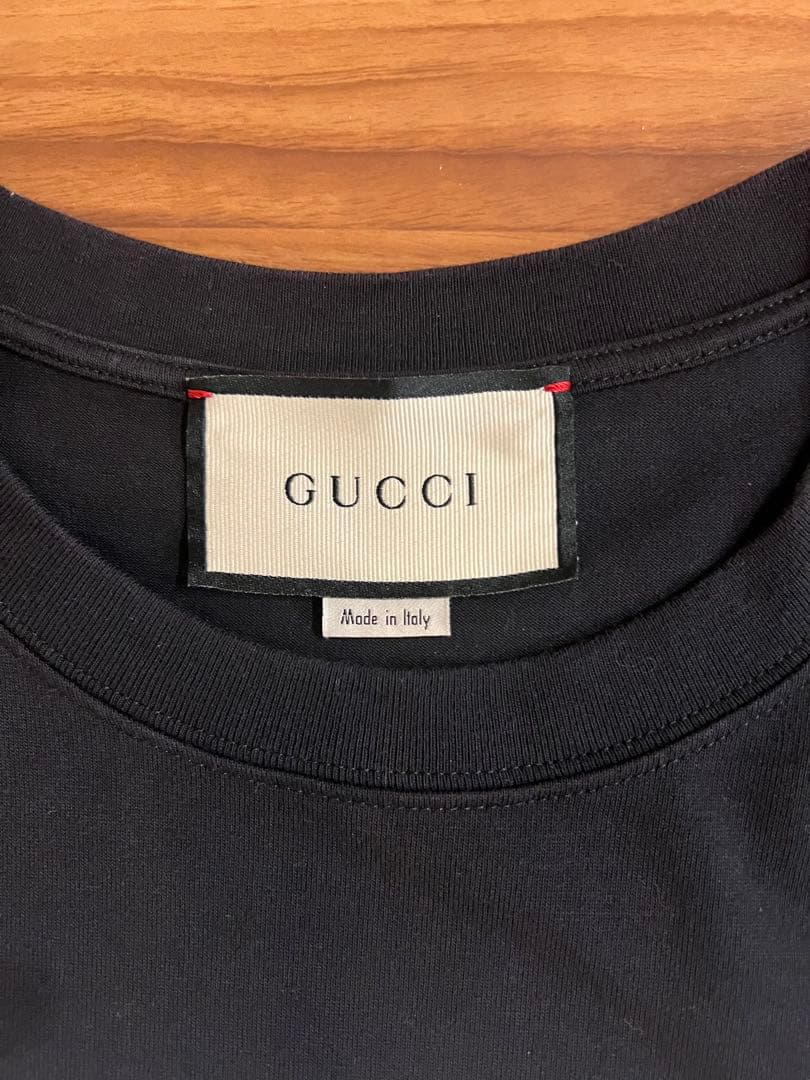エンショップ2310様専用！GUCCI Tシャツ 半袖 ロゴプリント - メルカリ