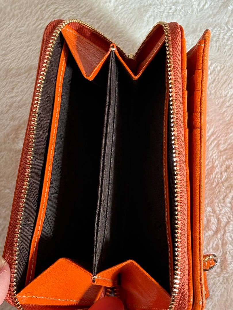 COACH 二つ折り財布/アップル.ミディアム コーナー ジップ ウォレット