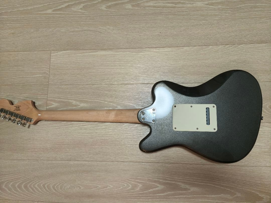 ギター Squier Paranormal Super-Sonic