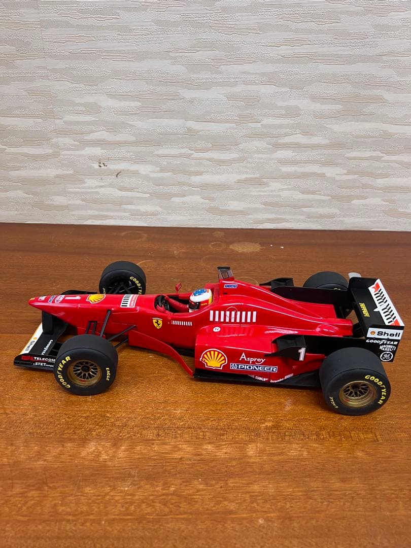 No338ミニカー1/12MICHAEL SCHUMACHER FERRARI