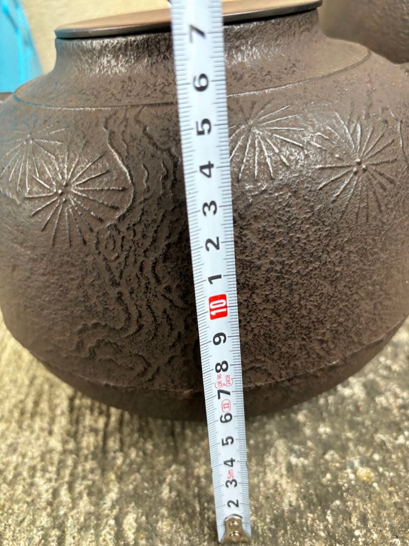 鋳鉄製 茶釜 花模様 蓋付き - NOITHATOTOYENBAI.COM
