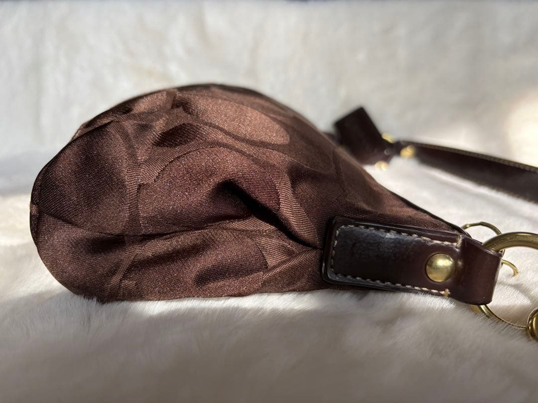 【美品】COACH コーチ　シグネチャー2wayショルダーバッグ　斜め掛け