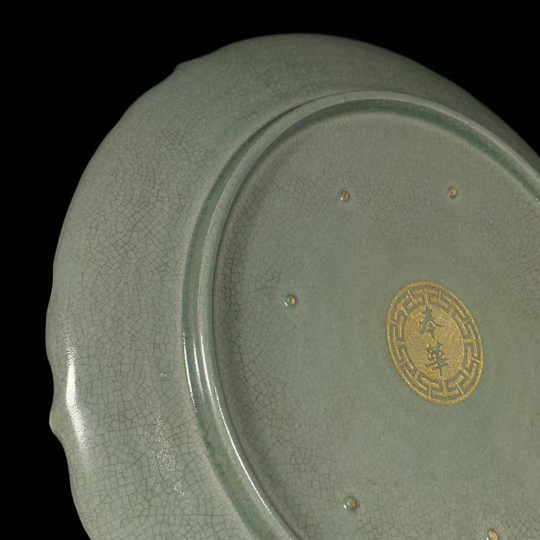 大鉢□太明成化年製銘 のぞき赤龍紋 人物 唐草 古玩 唐物 時代物 骨董