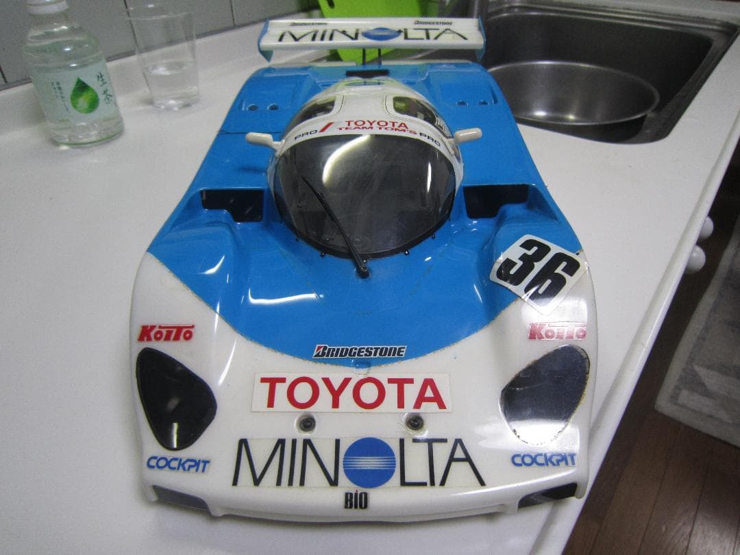 1/10 古～い　京商のラジコンカー 程度良 格安オークション出品変更 送料込み