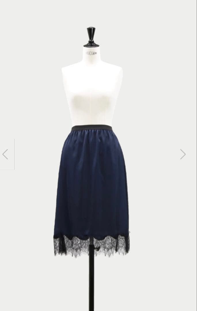 完売品machattレースサテンスカート新品