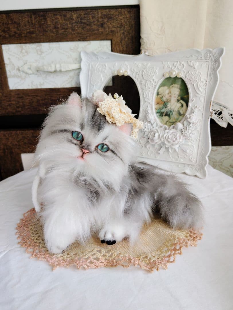 ミヌエット子猫ちゃん♡美しい子♡生後6ヶ月♡アートドール♡ぬいぐるみ♡