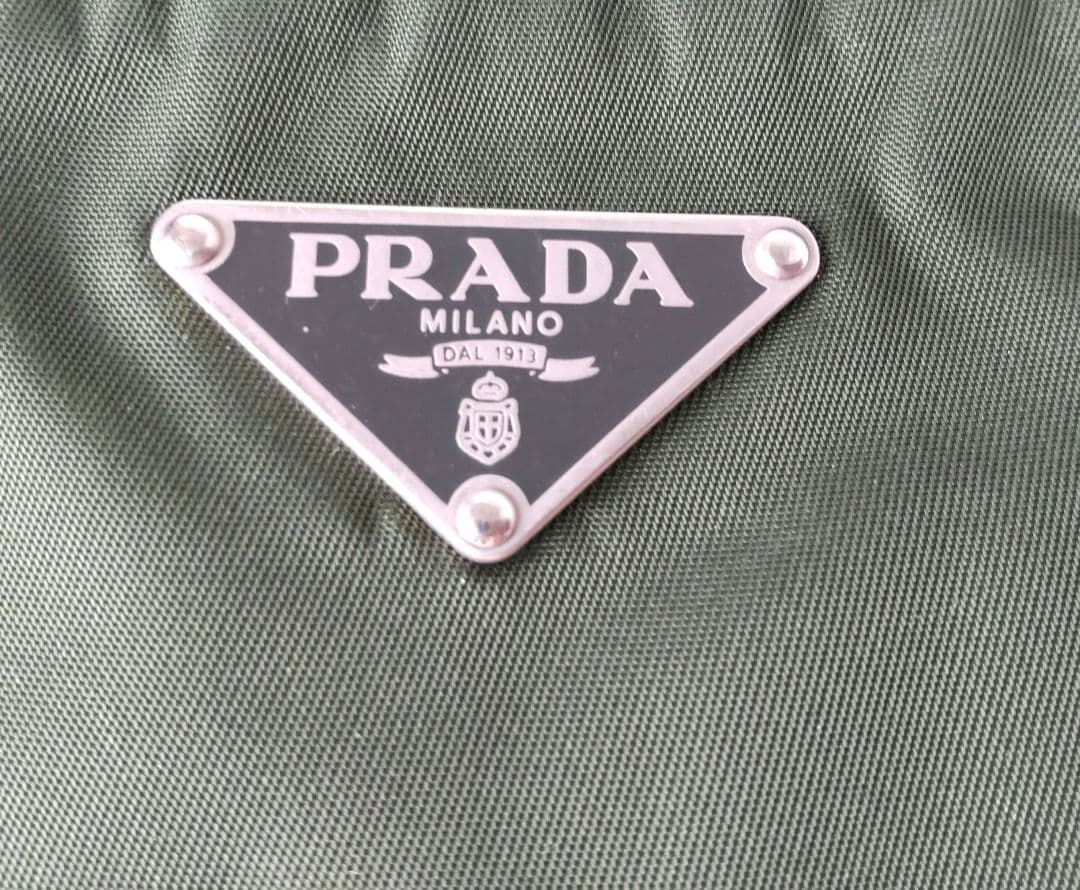 PRADA プラダ ショルダーバッグ 三角ロゴ