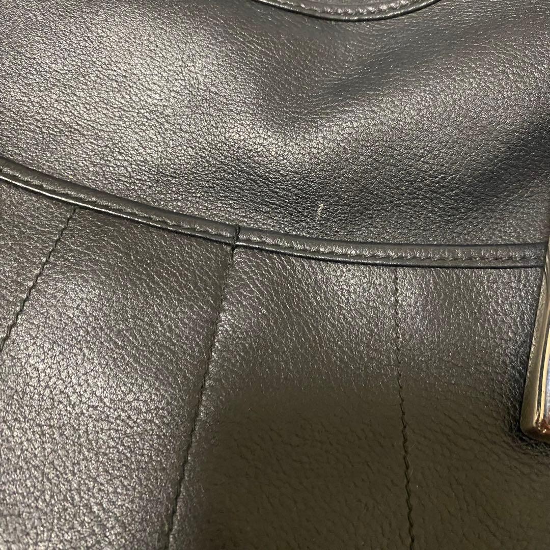 Christian Dior Dチャーム付き ブラックレザーハンドバッグ トート