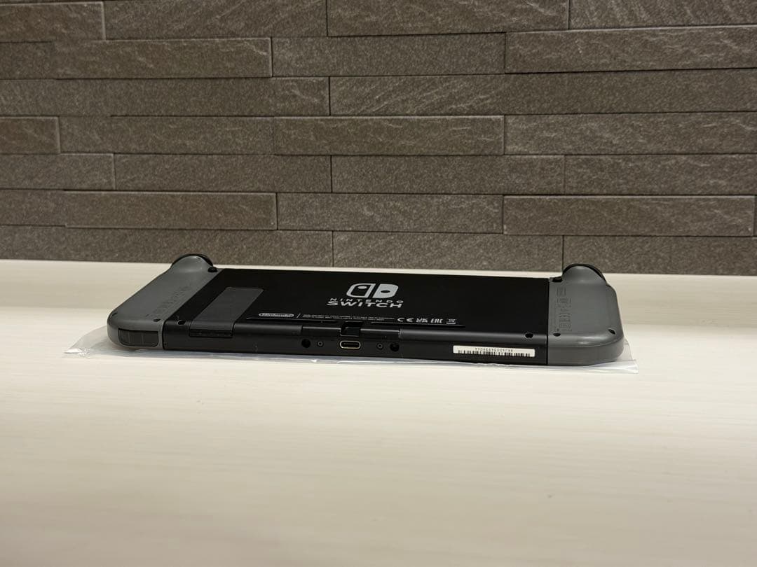 Switch 本体　グレー　動作確認済み　付属品有り