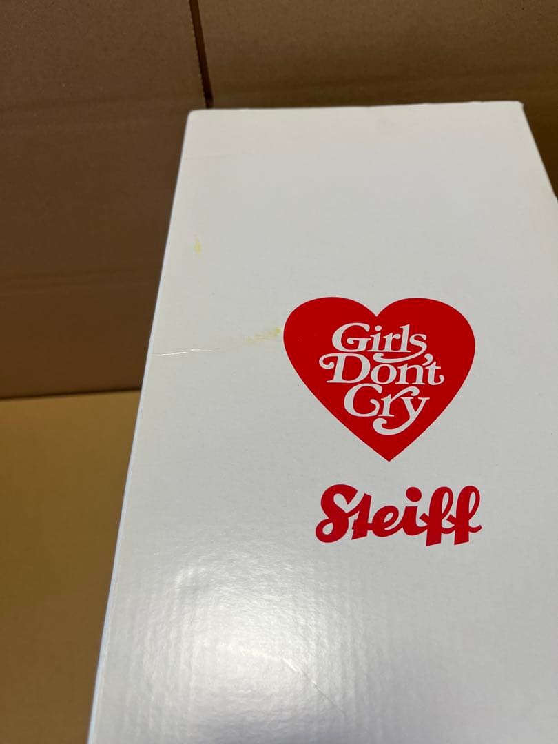 マ*ス様 Girls Don't Cry × Steiff Teddy Bear