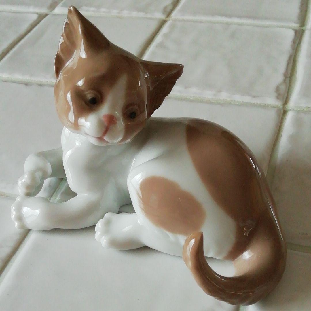 リヤドロ ネコ 三匹セット リヤドロナオ猫の陶器置物 2匹寄り添う NAO