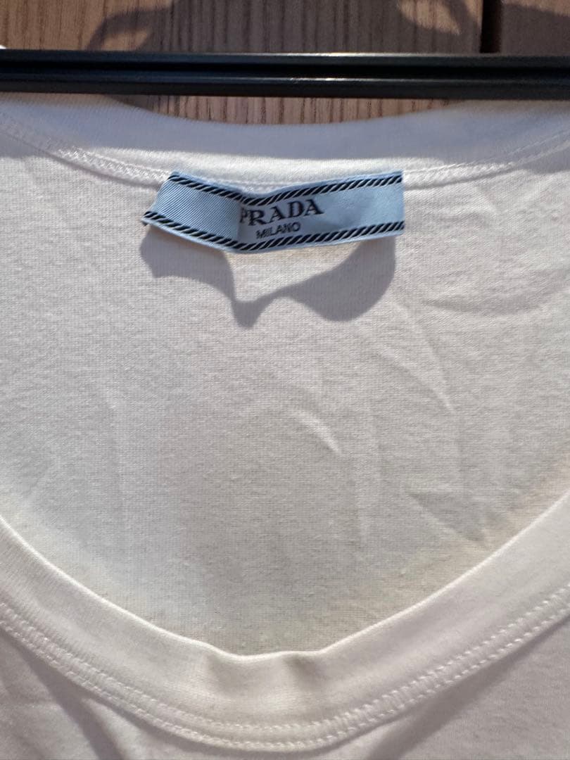 PRADA ホワイト タンクトップ　36