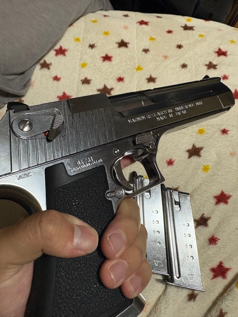 デザートイーグル50AE ハードキック　ガスガン