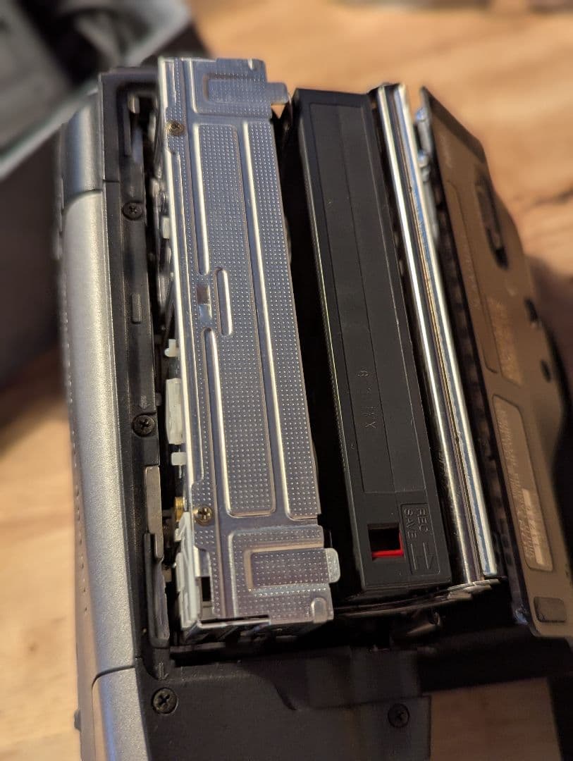 ソニー CCD-TR555 ハンディカム 8ミリビデオカメラレコーダー