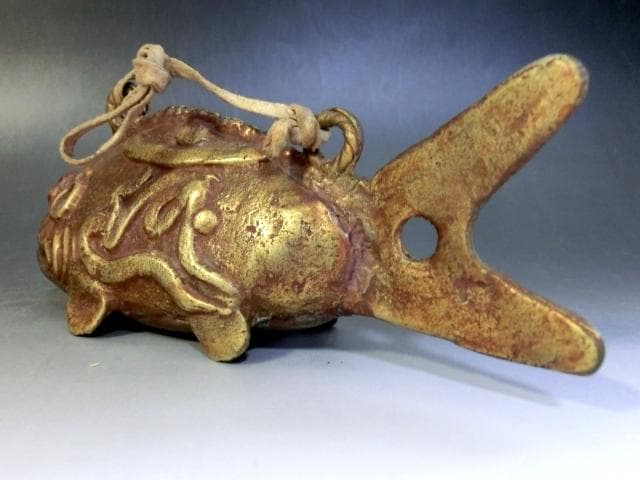 置物□金魚 金銅魚鈴 置物 魚型 オブジェ 鐘 時代物 骨董品 珍品 希少