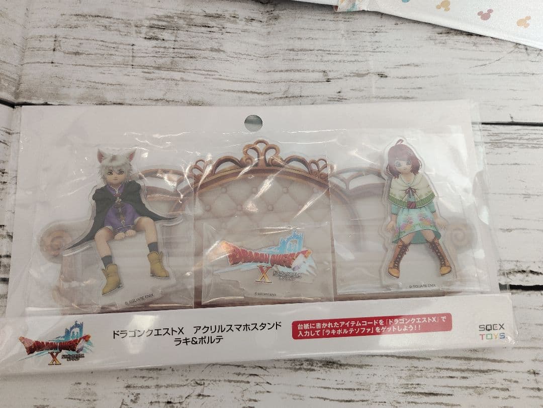 ドラクエXアクリルスマホスタンド ラキ＆ポルテ - メルカリ