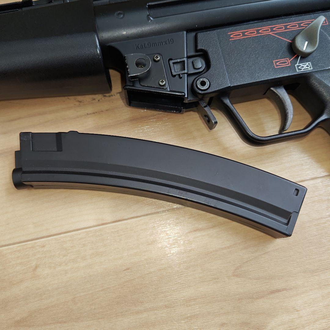 東京マルイ　スタンダード電動ガン　MP5A4 サバゲー