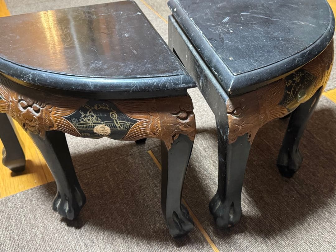 国分寺】1月12日お渡し可能‼️中国 木彫り ローテーブル椅子4脚付き