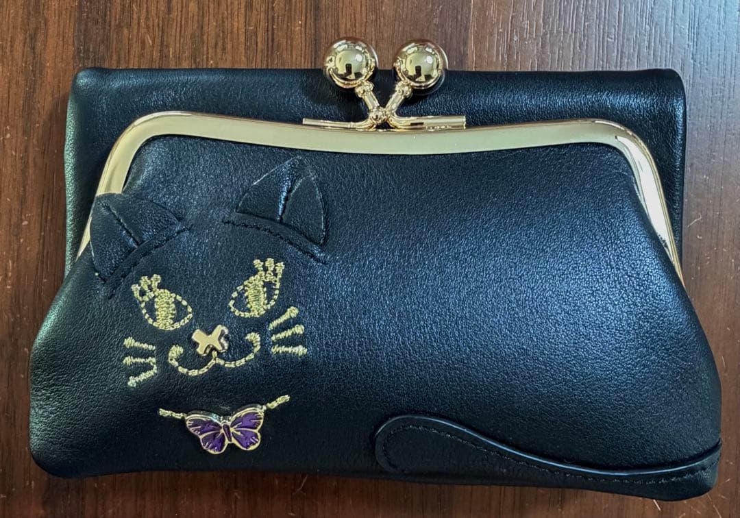 ANNA SUI がま口二つ折り財布