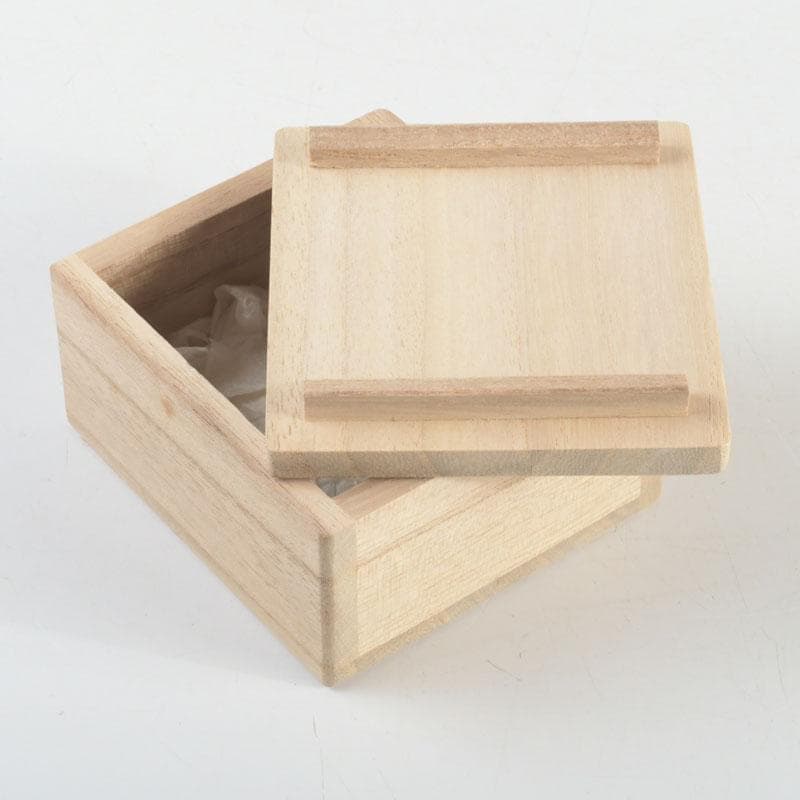 茶道具 唐銅 向鶴文 香合 共箱 V 9476