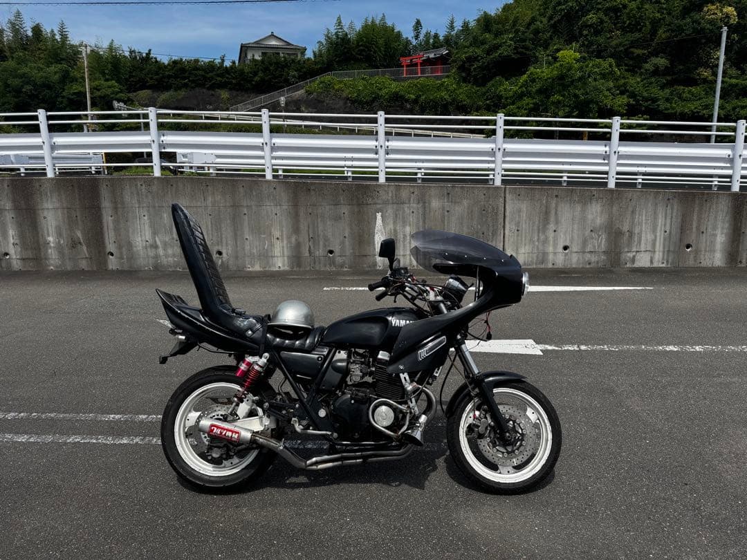 デュアルカウル デュアルカウルをxjr400初期型4HMに取り付けた