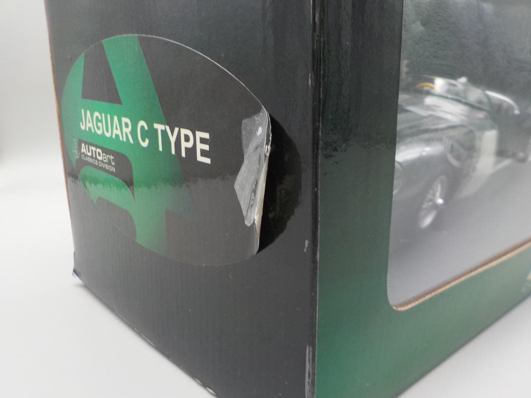 AutoArt 　Jagur C-type 18分の1サイズ