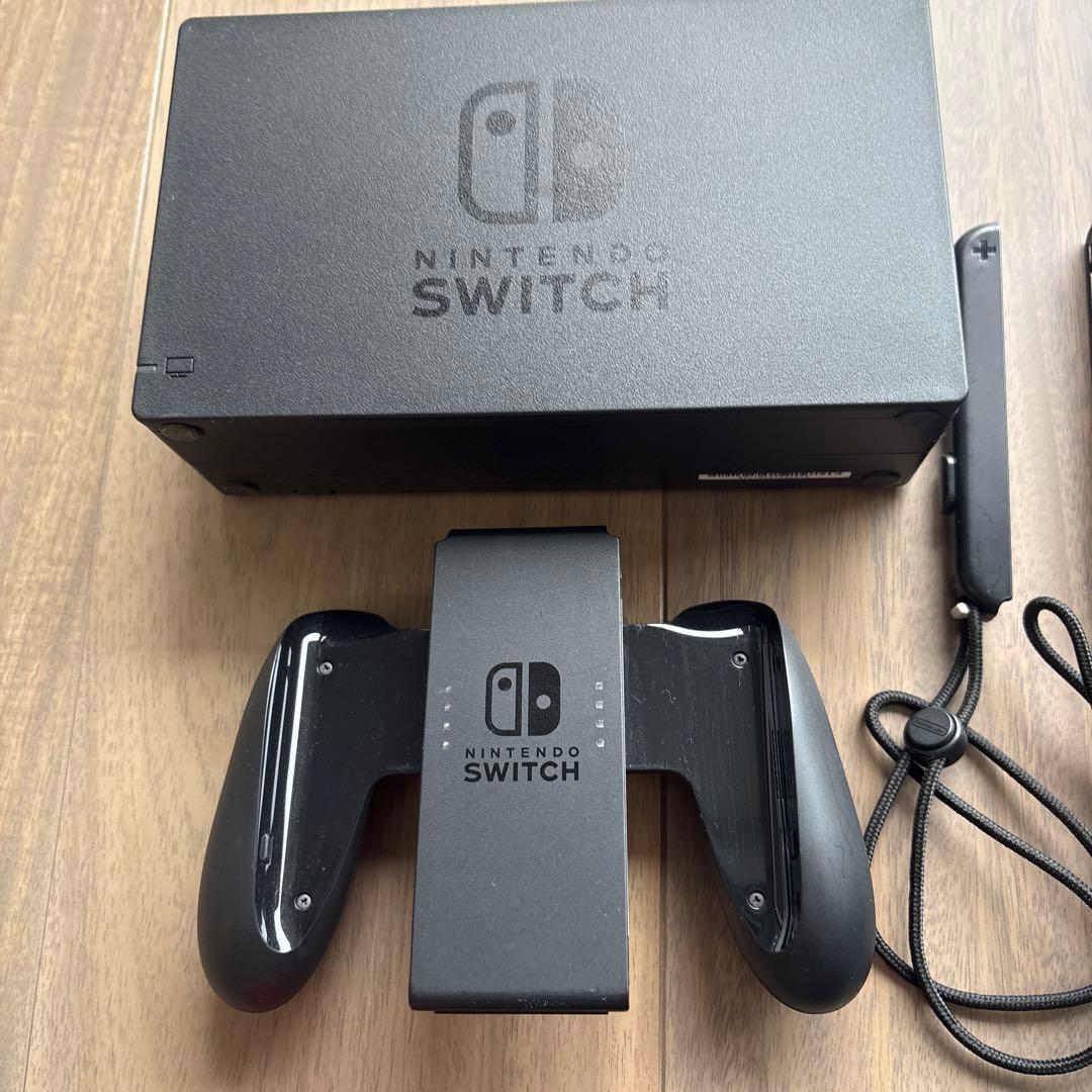 ミ*ナ様 ⭐︎美品⭐︎ Nintendo Switch ネオンブルー/ネオンレッ