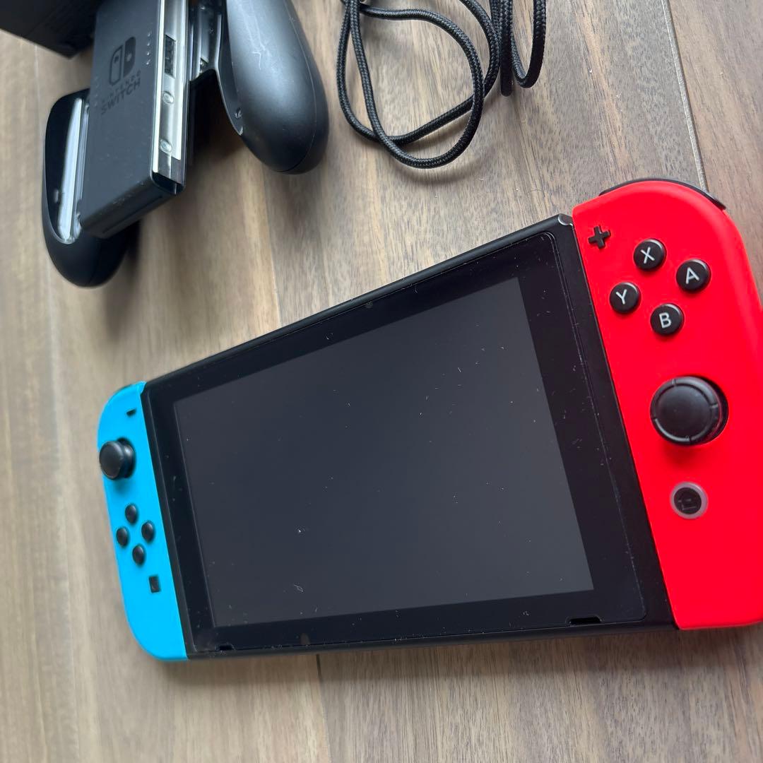 ミ*ナ様 ⭐︎美品⭐︎ Nintendo Switch ネオンブルー/ネオンレッ