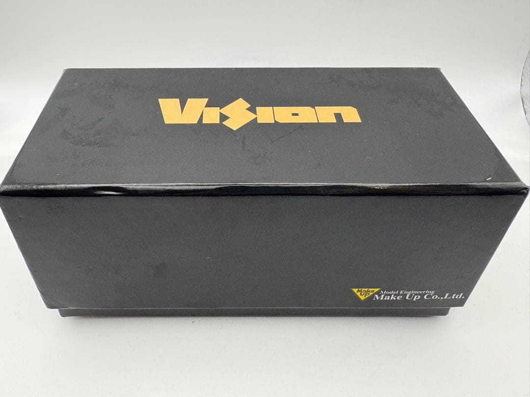 Detomaso PanteraGTS4ミニカー 赤 ケース付き