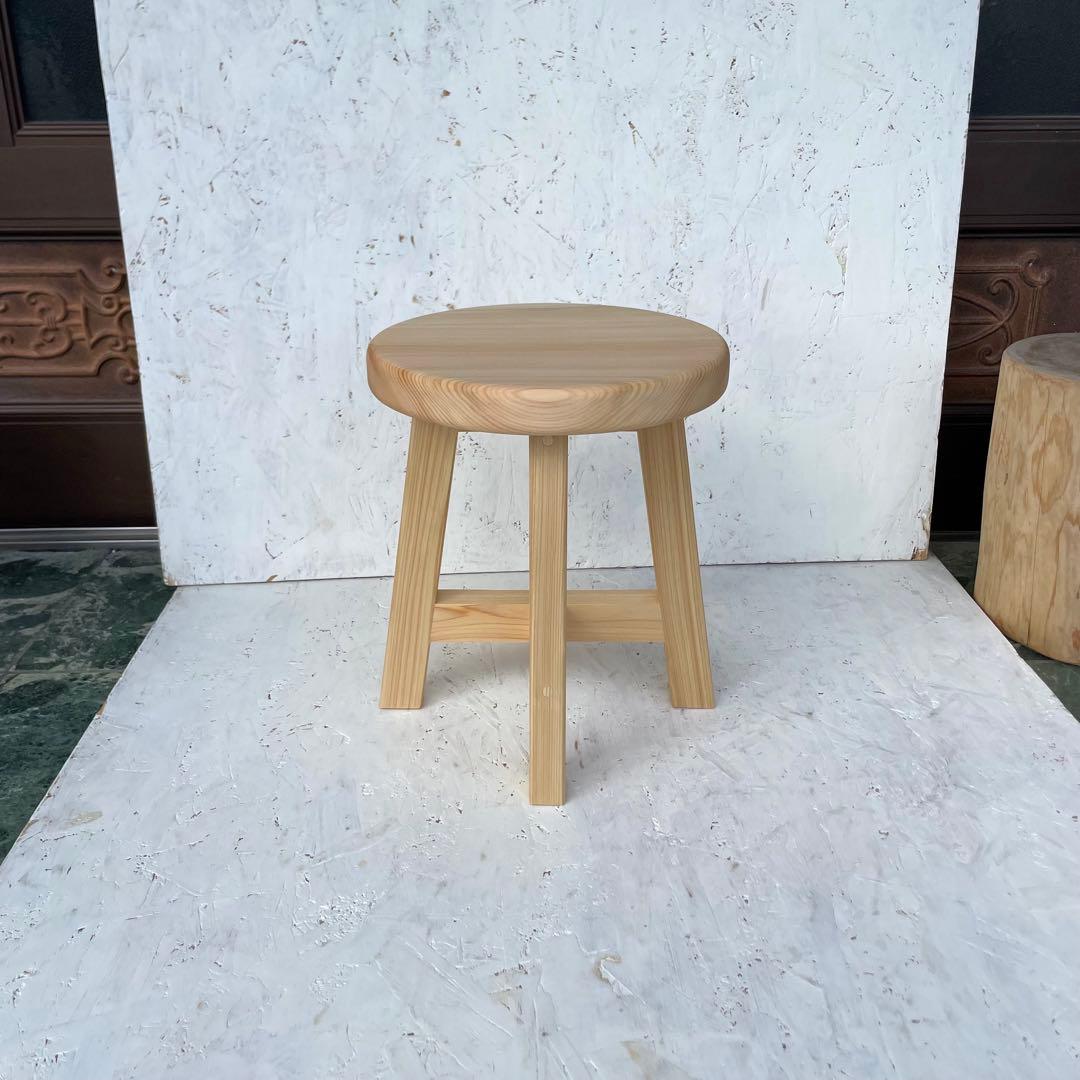 黒茶　国産ひのき　丸椅子　スツール