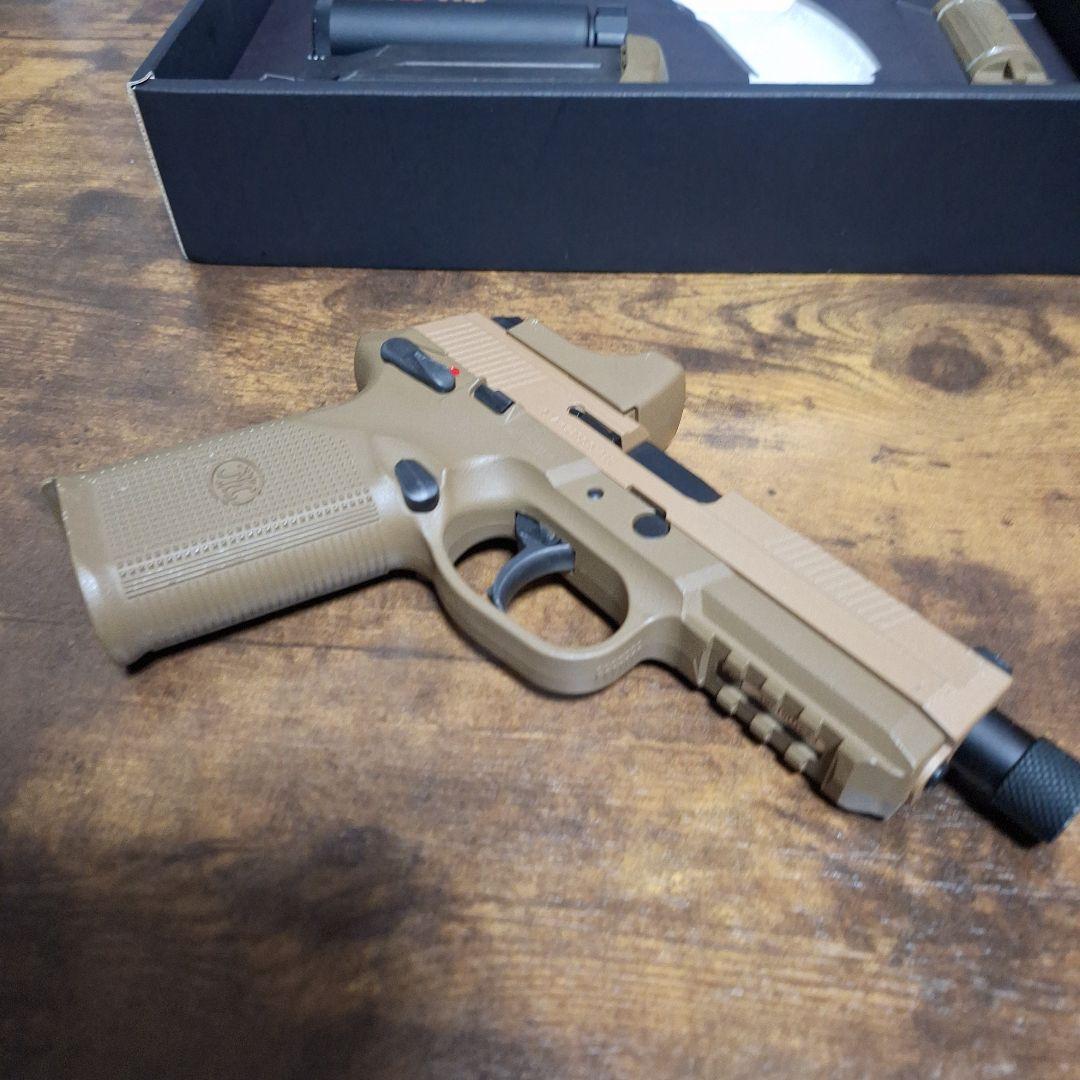 東京マルイ　FNX45 タクティカル　スペアマガジン付　マルイプロサイト付