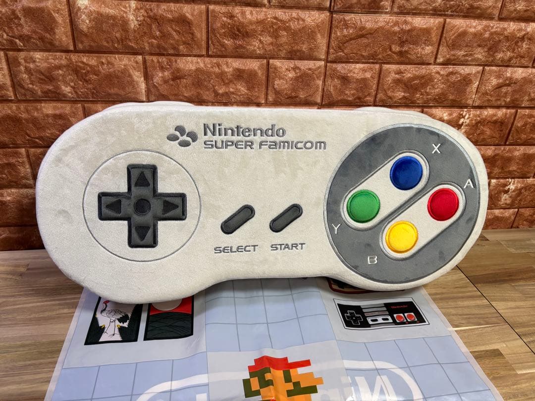 ニンテンドーミュージアム スーパーファミコン コントローラー型