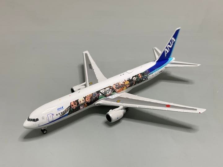 ANA 鬼滅の刃 1/200 B767-300ER JA616A - メルカリ 1/400 ANA B767-300ER【