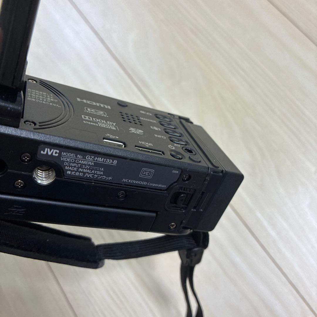 JVC Everio FULL HD ビデオカメラ 本体　GZ-HM133