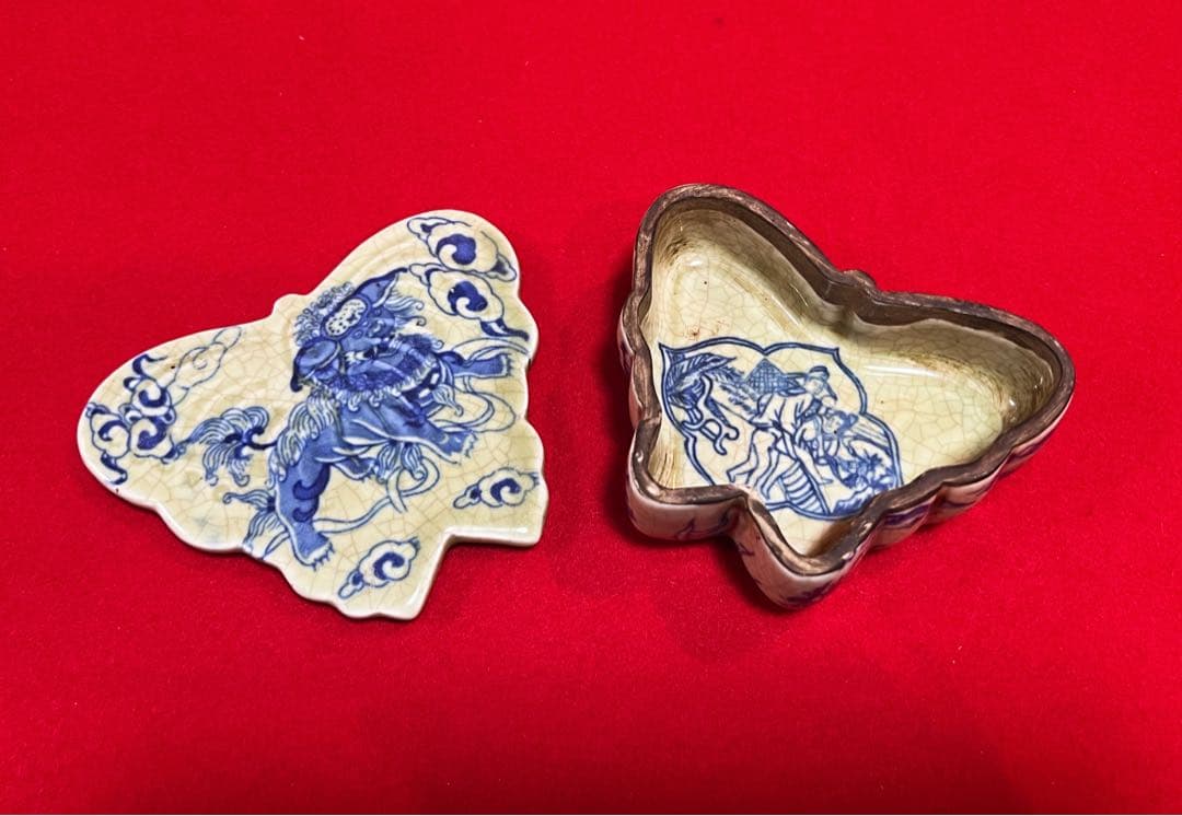 中国美術 古玩 道光年製 山水 人物 獅子紋樣春宫人物蝶々 蓋合 香合