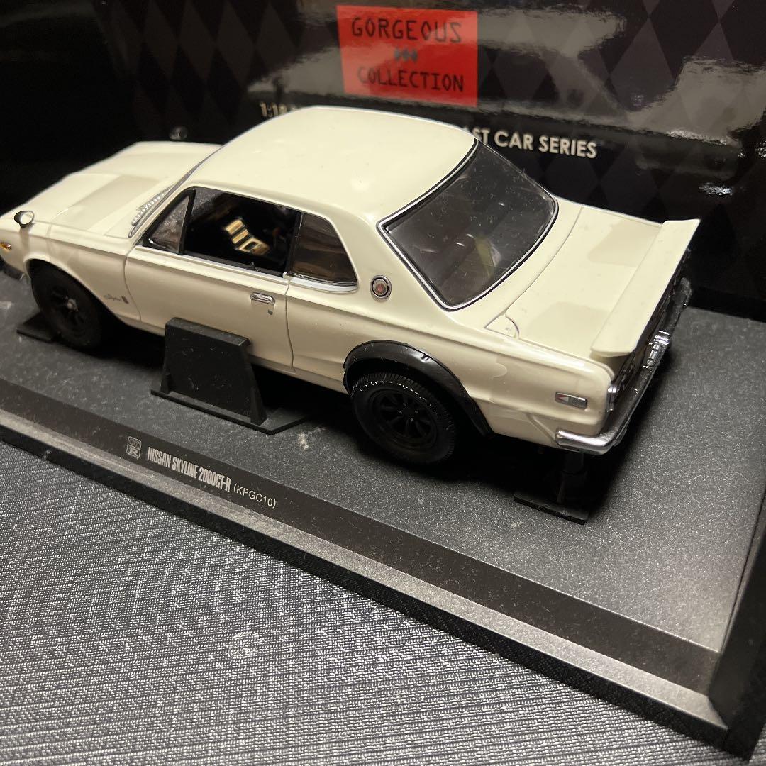 高品質 スカイラインハコスカGTRホワイト 1/18京商ミニカー