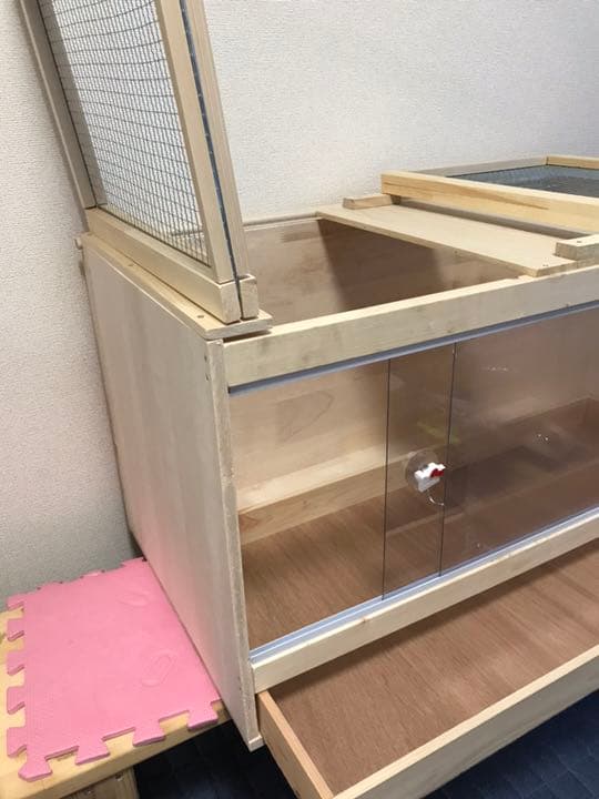 爬虫類の手作り木製ゲージです！我が家ではフトアゴヒゲトカゲちゃんの
