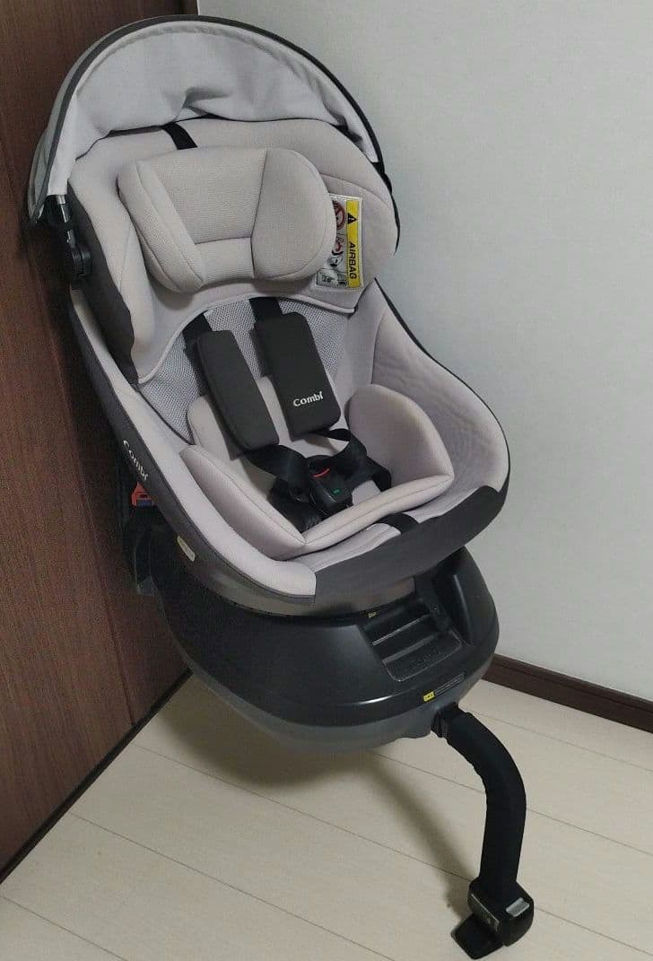 Combi コンビ クルムーヴ スマート エッグショック Simplight コンビ