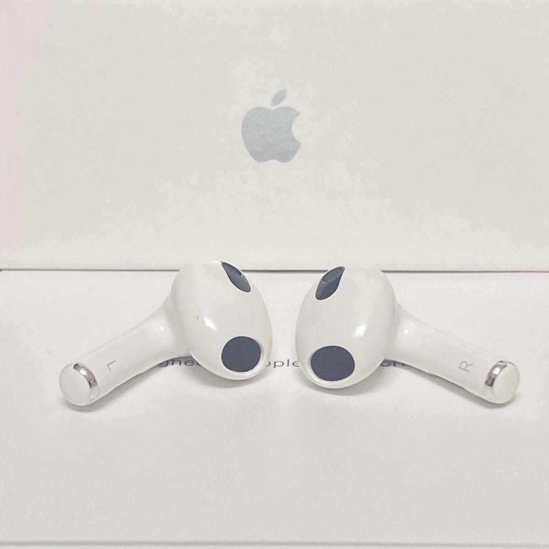 ［正規品］AirPods 3 第三世代 両耳　アイポーズ　R、L 両耳 正規品］AirPods 3 第三世代 両耳 アイポーズ R、L 両耳