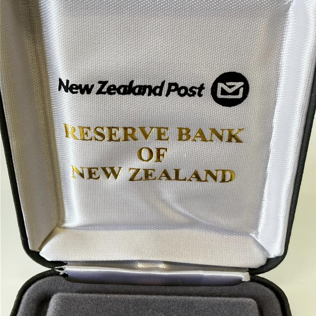 チャタムアイランドタイコ 5ドル銀貨　2004年発行 ニュージーランド