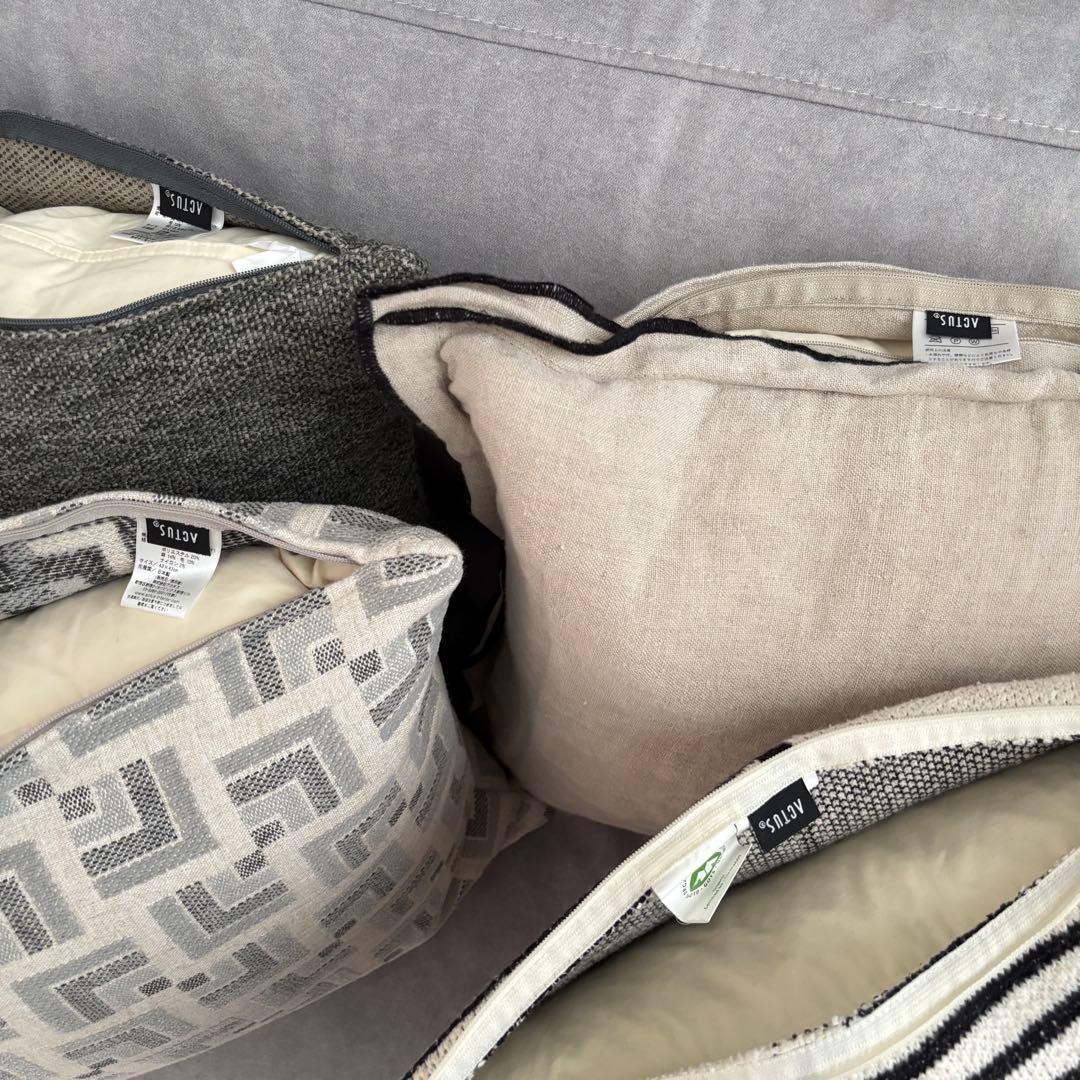 全てアクタス。中身もセット。クッションカバーとクッションまとめ売り