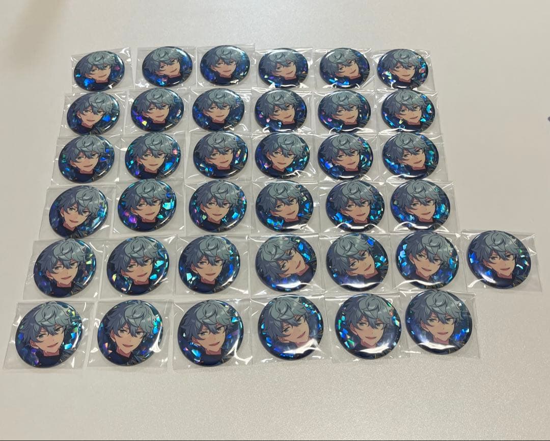 開封済み ツイステ リドル 式典服 カプセル缶バッジ 60点 Amazon