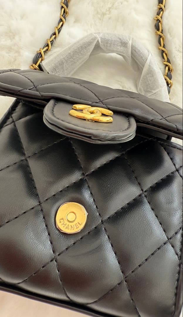 CHANEL チェーン　ミニショルダーバッグ