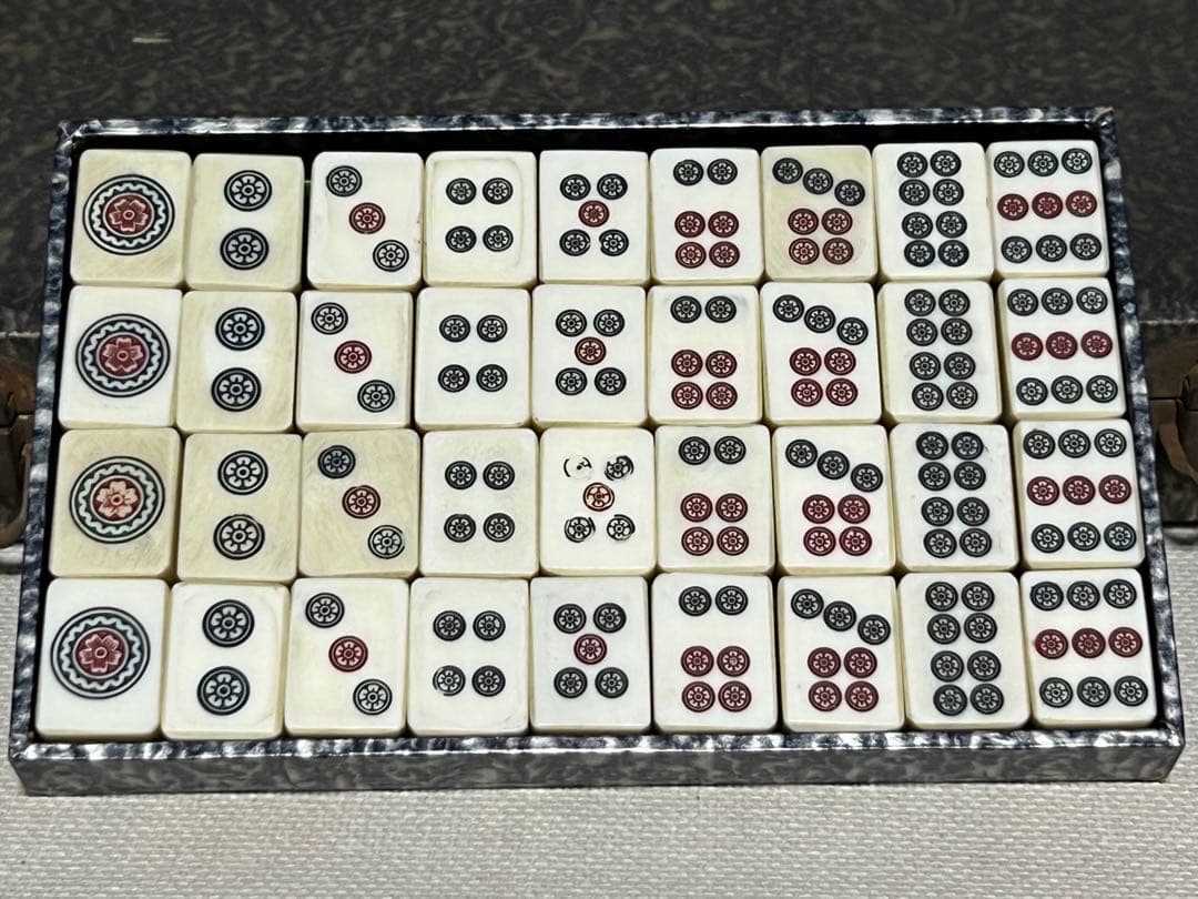 麻雀牌　背竹牌