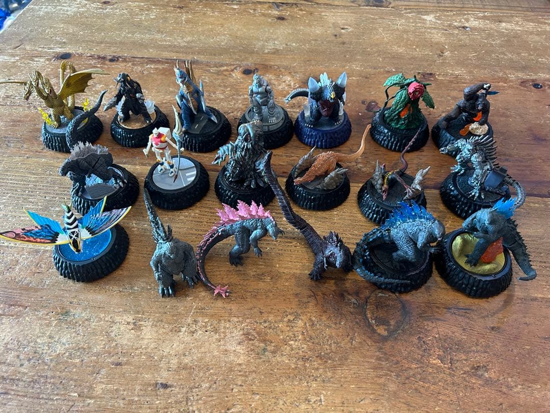 ゴジラフィギュアセット 21体