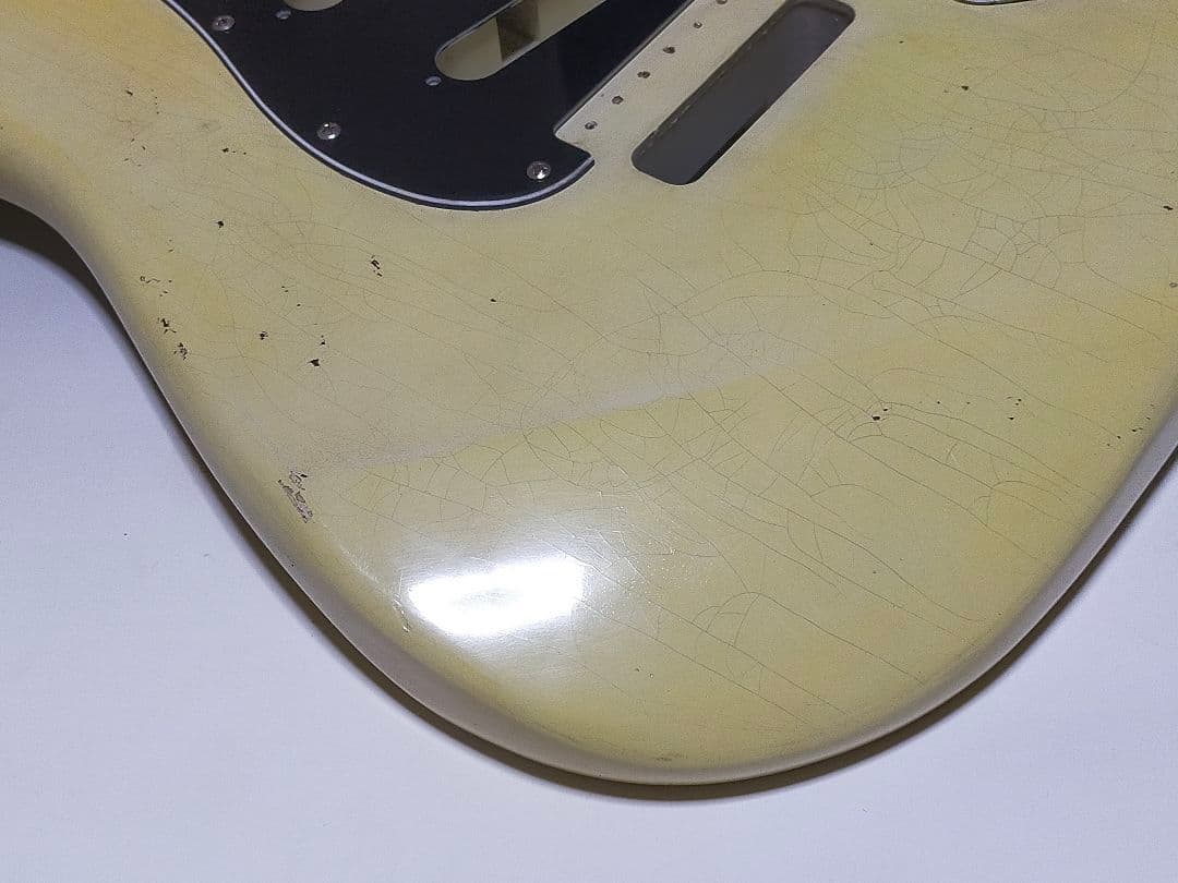 フェンダージャパンネック/マホガニー2Pレリックボディ